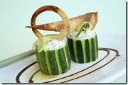 Courgette Farcie à la Crème de Courgette et Crêpe Croustillante au Thym