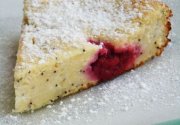 Un fondant au lemon curd (avec framboises et pavot, mais sans beurre), c'est beau. (+ pensée sur les hommes)