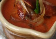 Velouté de piquillos à la saucisse fumée