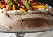Pavlova de Nigella Lawson au chocolat et fruits exotiques