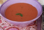 Gaspacho tomate , poivron et fraise