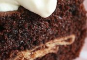 Moelleux au chocolat fourré aux crêpes