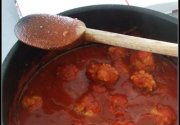 Boulettes de poulet a la sauce tomate - albondigas de pollo a la salsa de tomate