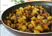 Fricassee d'aubergines & pommes de terre aux olives - fricassee de berenjenas & papas a las aceitunas