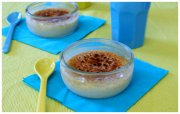 Petits pots de crèmes à la rhubarbe, façon crème brûlée
