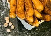 La panisse, un traditionnel de la cuisine niçoise