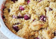Crumble aux pommes et framboises