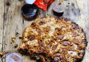 J'ai tout mangé le chocolat… enfin presque il en restait assez pour faire un terrifiant Reese's peanut butter géant cookie au chocolat !